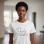 Camiseta / Polera “Jesús es la Luz”